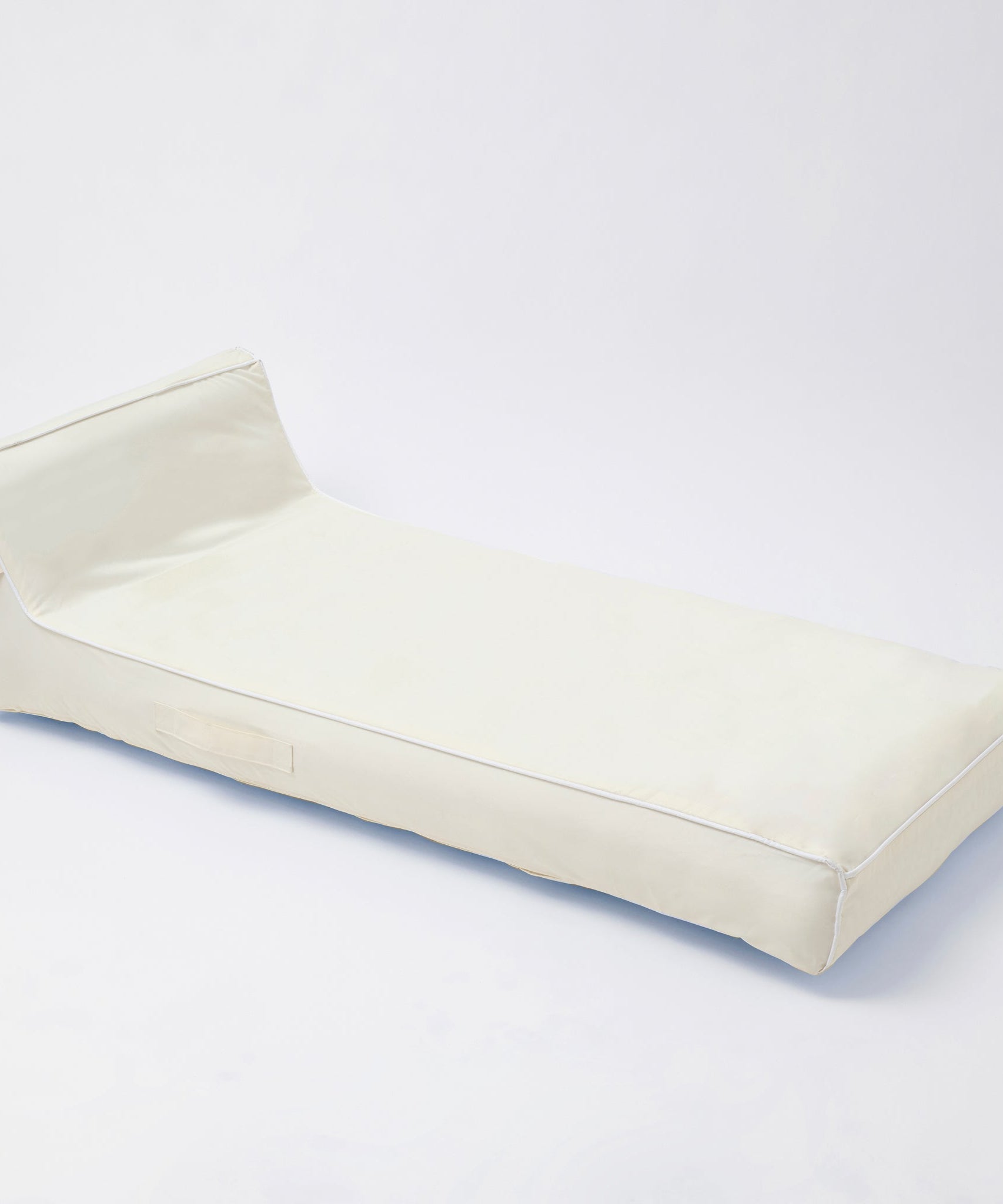 Sunnylife - Luxuriöse aufblasbare Liege für Meer und Pool