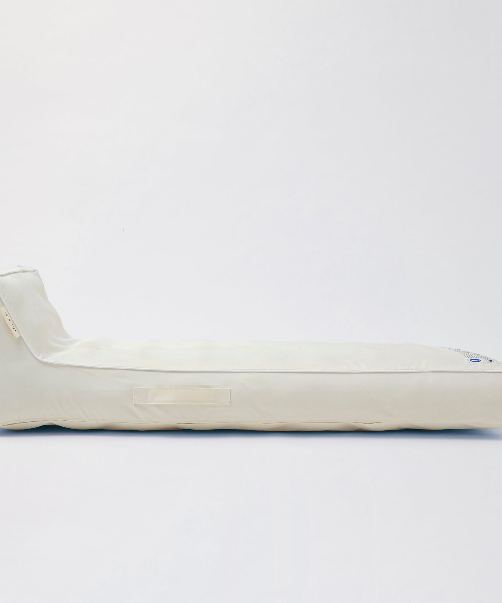 Sunnylife - Luxuriöse aufblasbare Liege für Meer und Pool