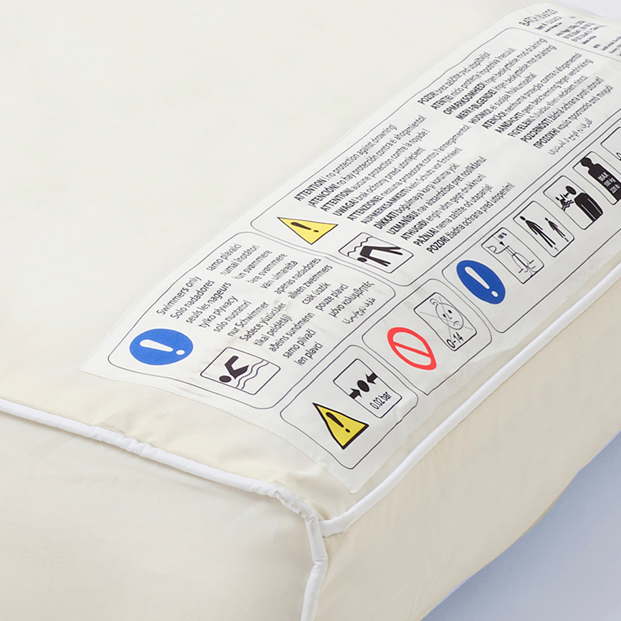 Sunnylife - Luxuriöse aufblasbare Liege für Meer und Pool