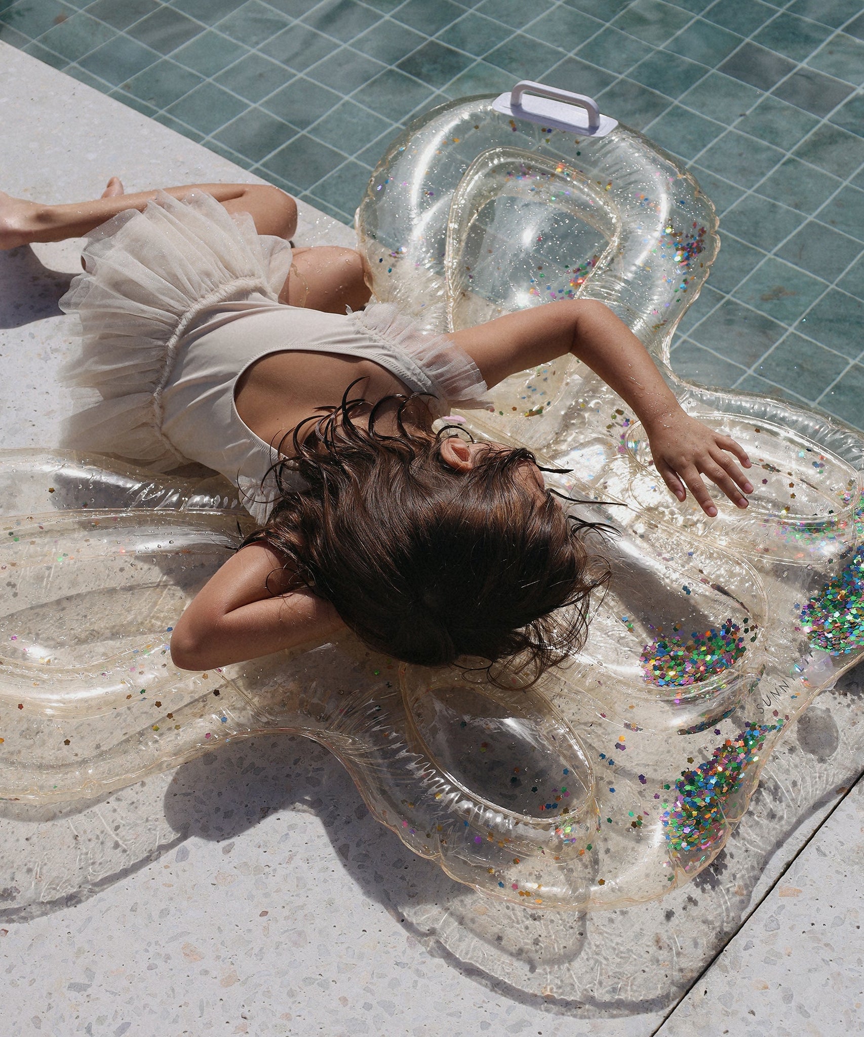 Sunnylife - Cotton Candy Kinder Schmetterling Meer- und Poolmatratze