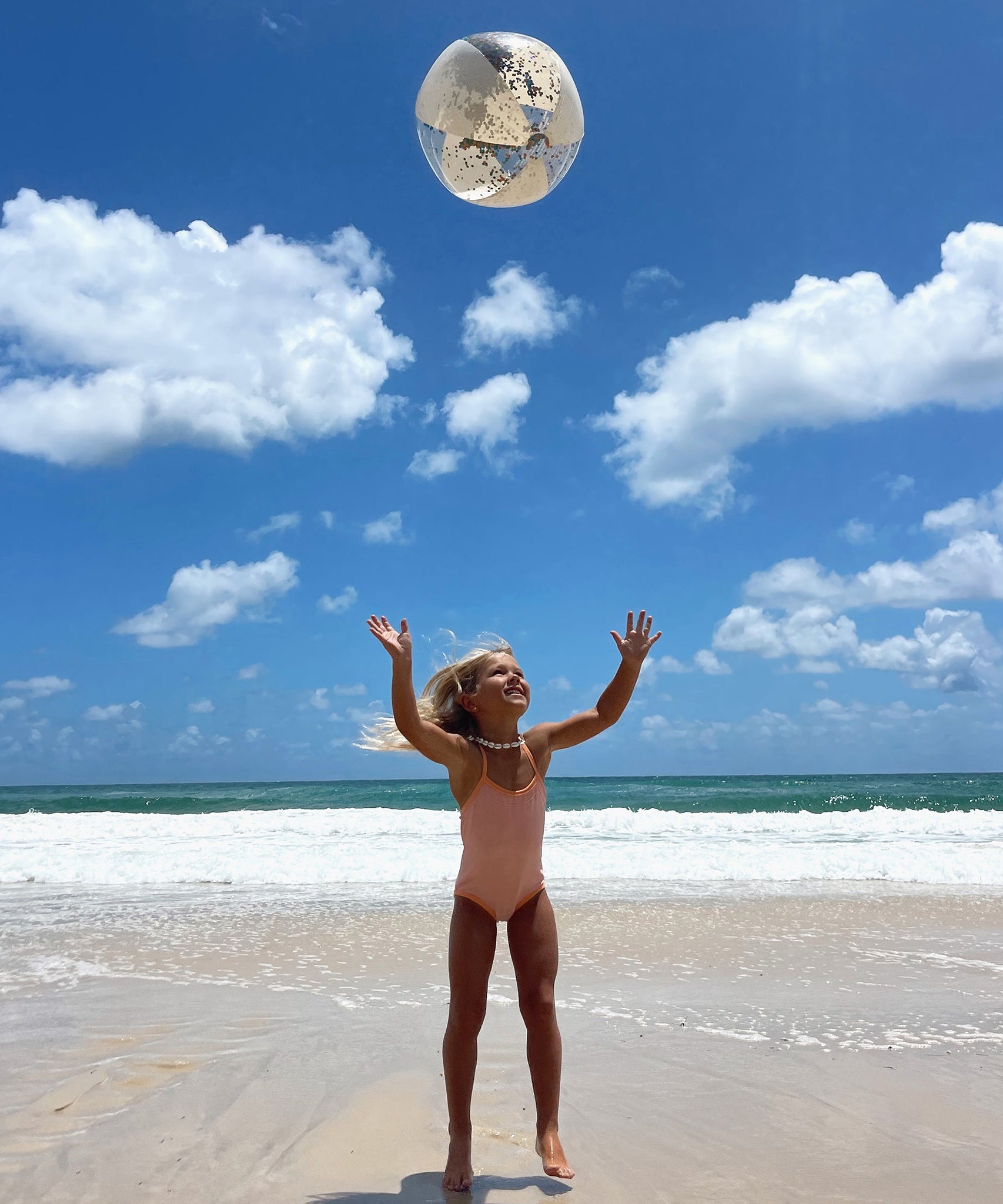 Sunnylife - Cotton Candy Aufblasbarer Glitzernder Strandball
