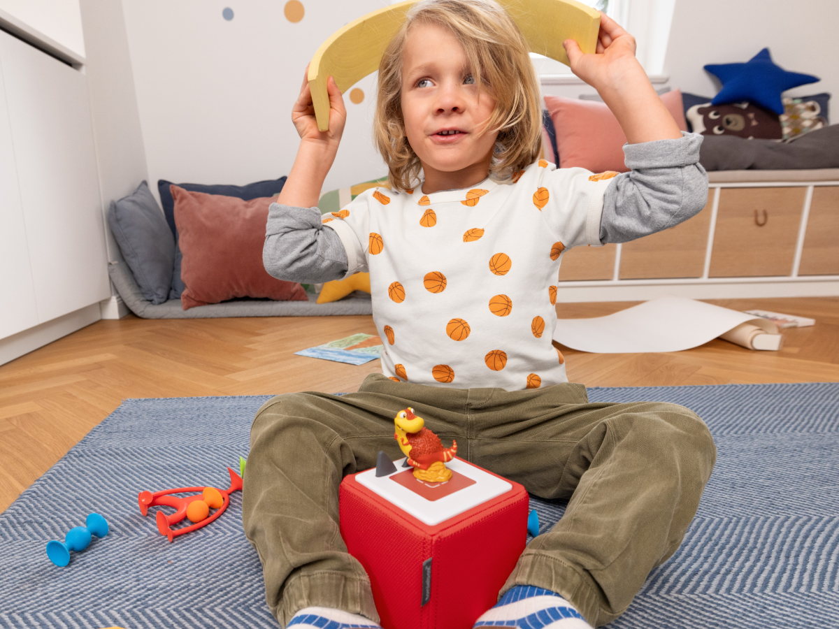 Tonies - The Dinosaur That Pooped İngilizce Sesli Figürü