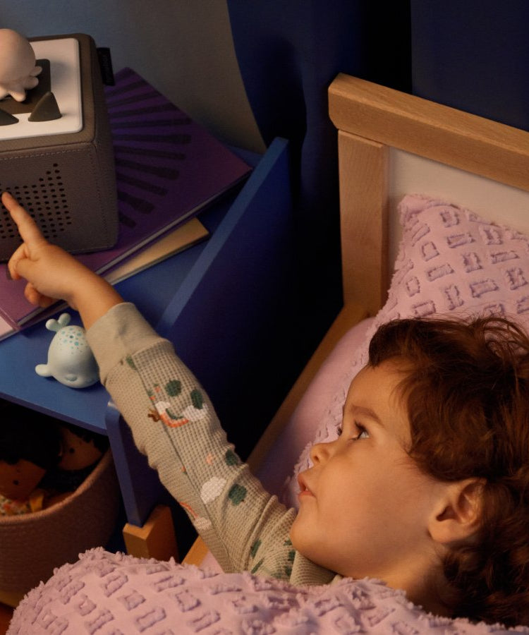 Tonies - Schlafmüde Freunde Schlafender Oktopus - Eine Gute-Nacht-Geschichte aus dem Ozean mit englischer Stimme Figur