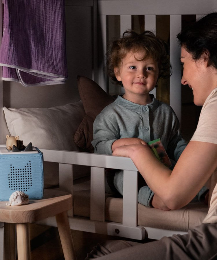 Tonies - Uykulu Arkadaşlar Uykucu Ayı ile Yatma Vakti Hikayeleri İngilizce Sesli Figür