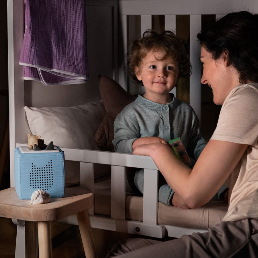 Tonies - Uykulu Arkadaşlar Uykucu Ayı ile Yatma Vakti Hikayeleri İngilizce Sesli Figür