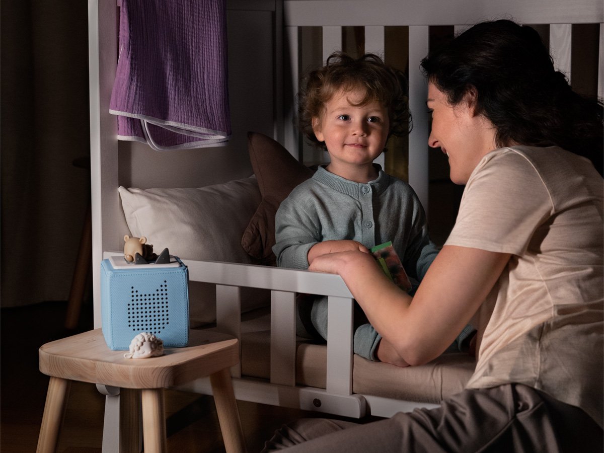 Tonies - Uykulu Arkadaşlar Uykucu Ayı ile Yatma Vakti Hikayeleri İngilizce Sesli Figür