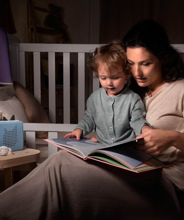 Tonies - Uykulu Arkadaşlar Uykucu Ayı ile Yatma Vakti Hikayeleri İngilizce Sesli Figür
